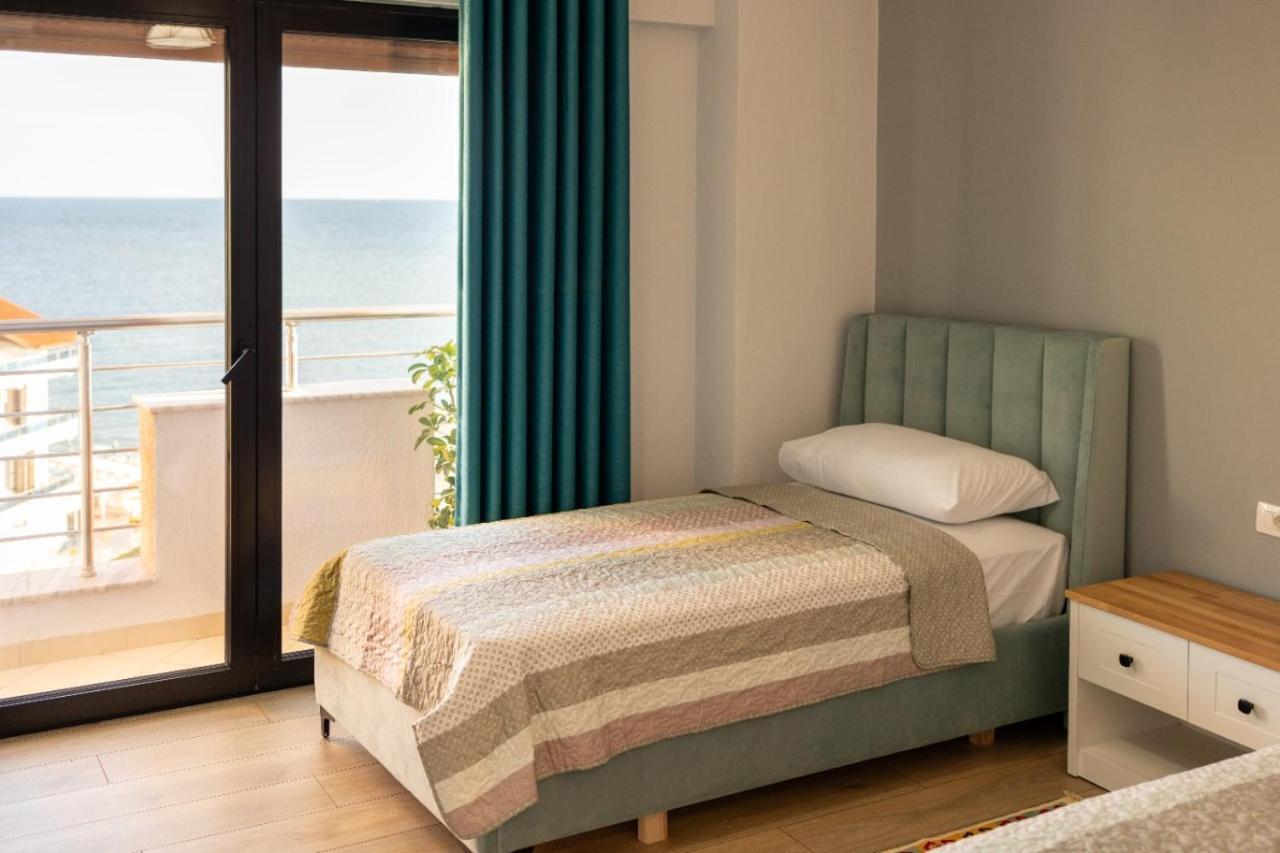 Apartment Martini Durres Exterior photo